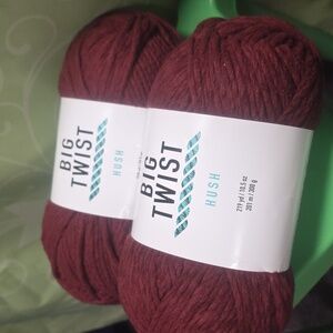 Big Twist Yarn Bundle -Burgundy